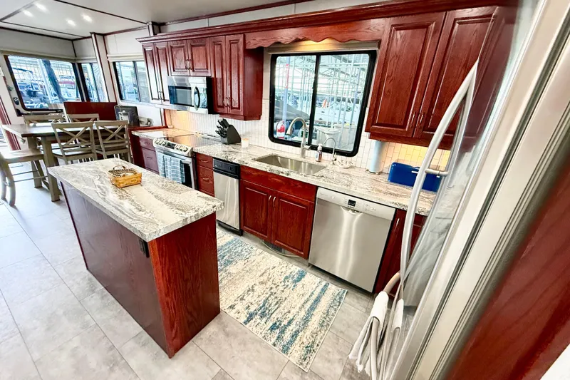 Slide: The Image of Luxurious kitchen in 2005 Twin Anchors 6816 Arizona Edition Yacht House. - 12