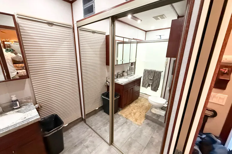 Slide: The Image of Luxurious bathroom in 2005 Twin Anchors 6816 Arizona Edition Yacht House, featuring modern amenities. - 30