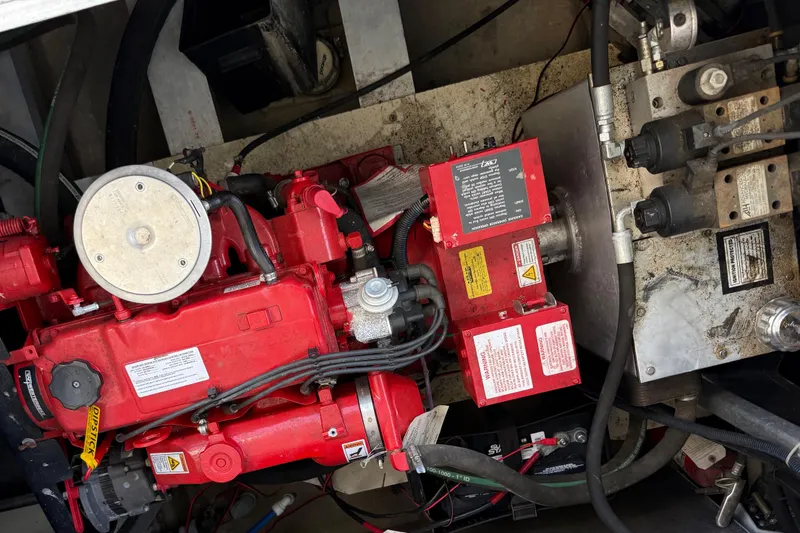 Slide: The Image of Engine compartment of 2005 Twin Anchors 6816 Arizona Edition Yacht House. - 73