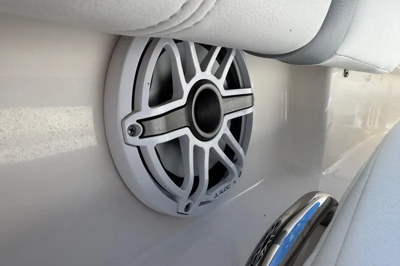 Slide: The Image of Speaker on 2022 Robalo 266 Cayman boat, featuring JL Audio marine sound system. - 65