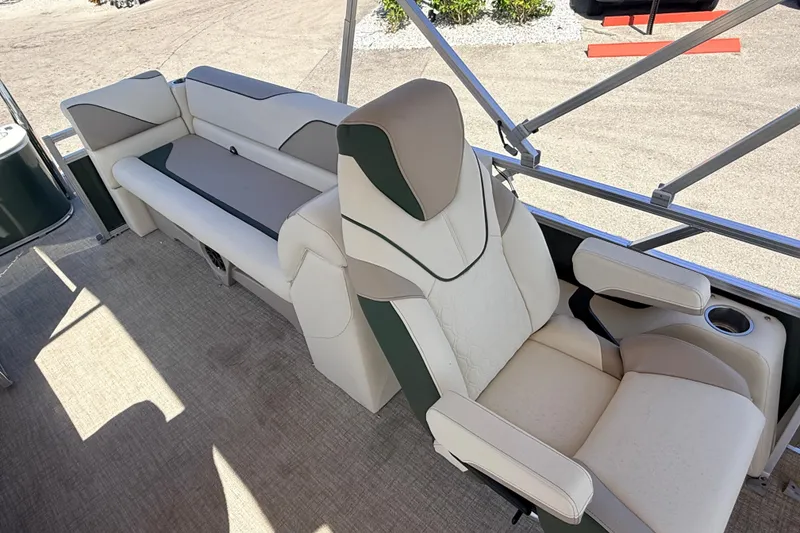 Slide: The Image of Luxurious seating on 2026 Avalon 2385 Venture 85 Quad Lounger, Tri Toon High Performance boat. - 19