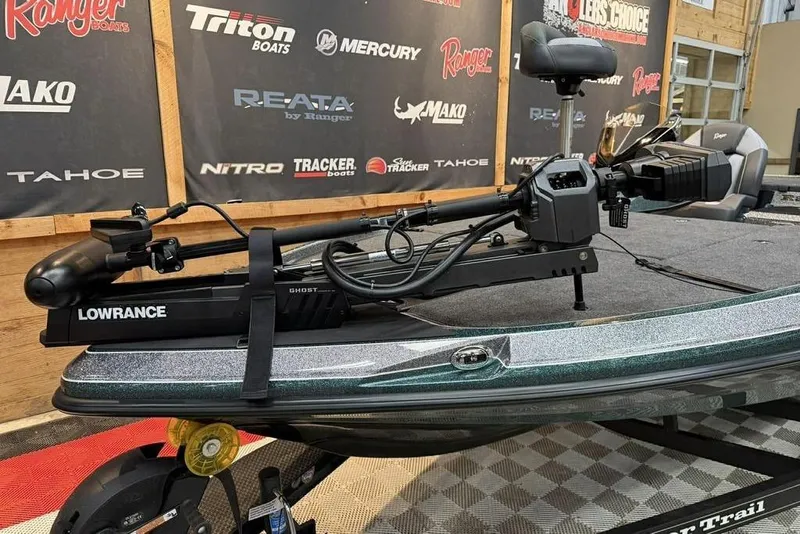Slide: The Image of 2026 Ranger Z519R Cup-Equipped boat with Lowrance Ghost trolling motor on display. - 13