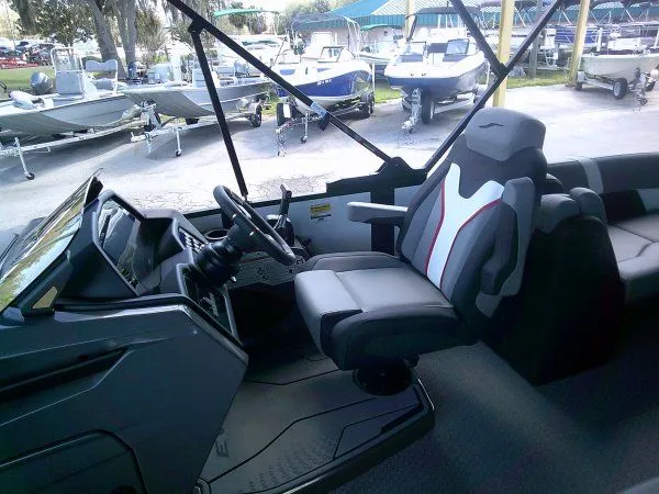 Slide: The Image of Evotti 721QL 2026 - 9