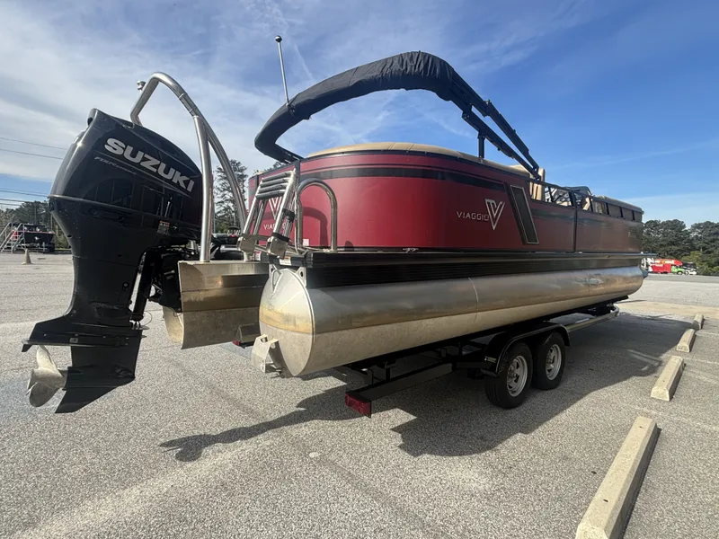 Slide: The Image of Viaggio Lago 25U Tripletoon w/Suzuki 200HP - 4 - Stroke Engine Trailer Included 2022 - 28