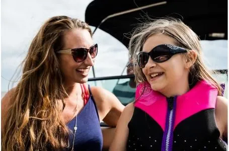 Slide: The Image of Sea Ray SDX 250 2019 - 4