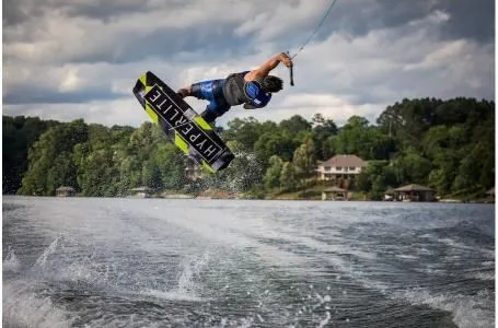 Slide: The Image of Sea Ray SDX 250 2019 - 5