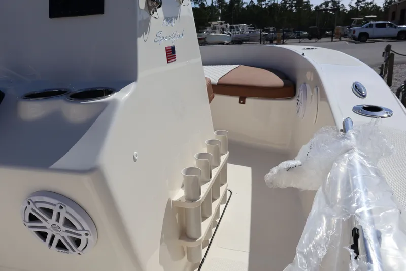 Slide: The Image of Pioneer 180 Sportfish 2026 - 14