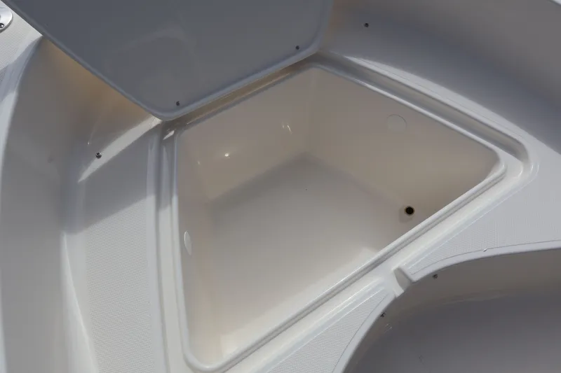 Slide: The Image of Pioneer 180 Sportfish 2026 - 16