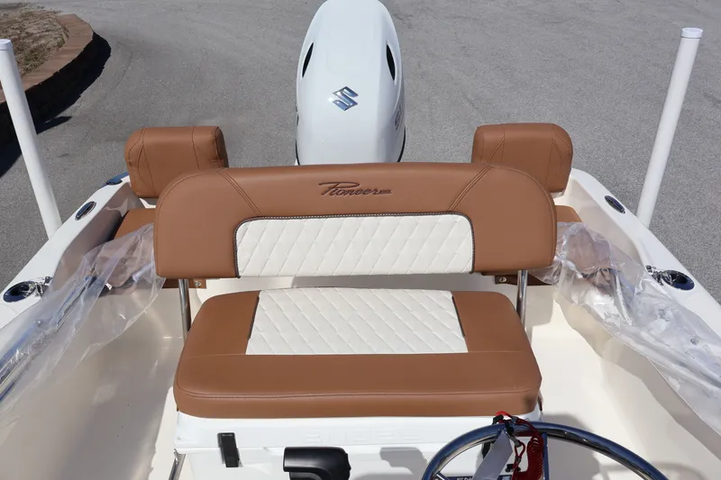 Slide: The Image of Pioneer 180 Sportfish 2026 - 5