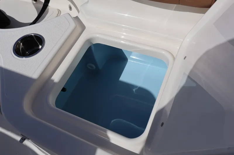 Slide: The Image of Pioneer 180 Sportfish 2026 - 8