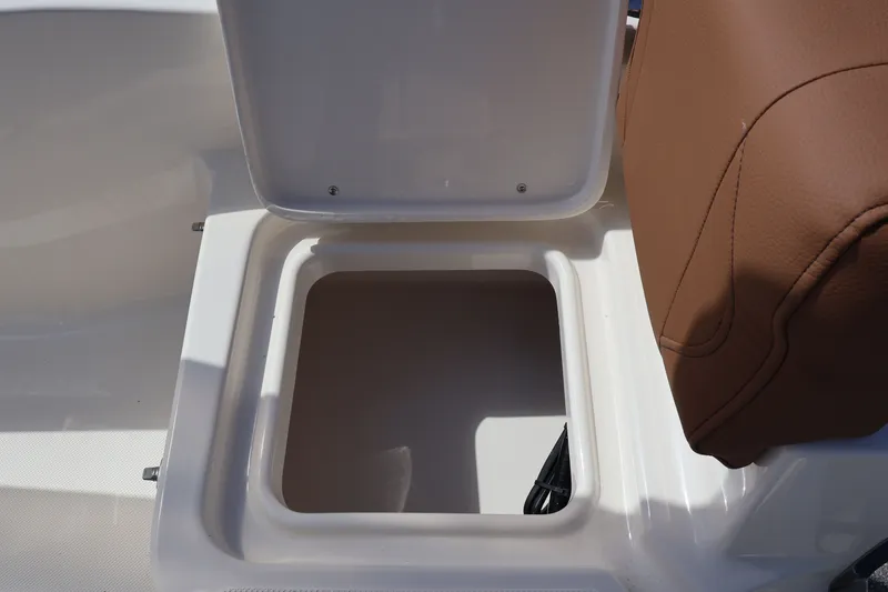 Slide: The Image of Pioneer 180 Sportfish 2026 - 9