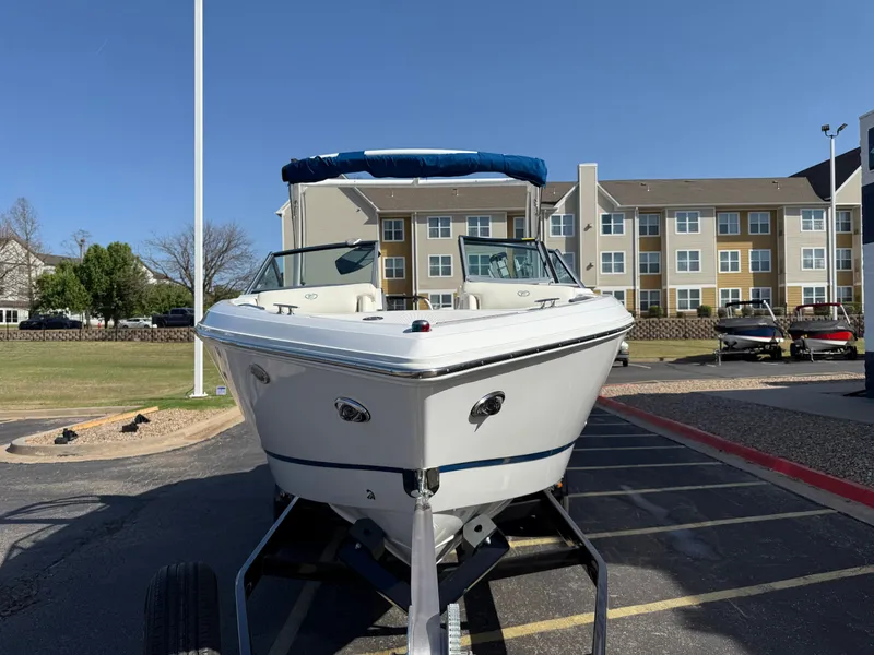 Slide: The Image of Cobalt R3 Surf 2019 - 3