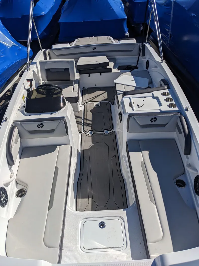 Slide: The Image of Hurricane SDS 205I/O 2022 - 6