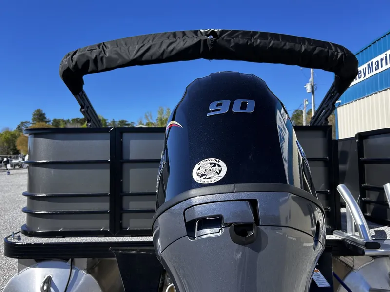 Slide: The Image of Veranda Vista Series FISH MODEL! 90HP 2026 - 12