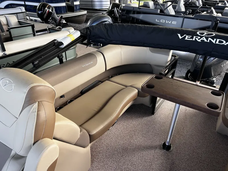 Slide: The Image of Veranda Relax Series 200HP YAMAHA 2026 - 10