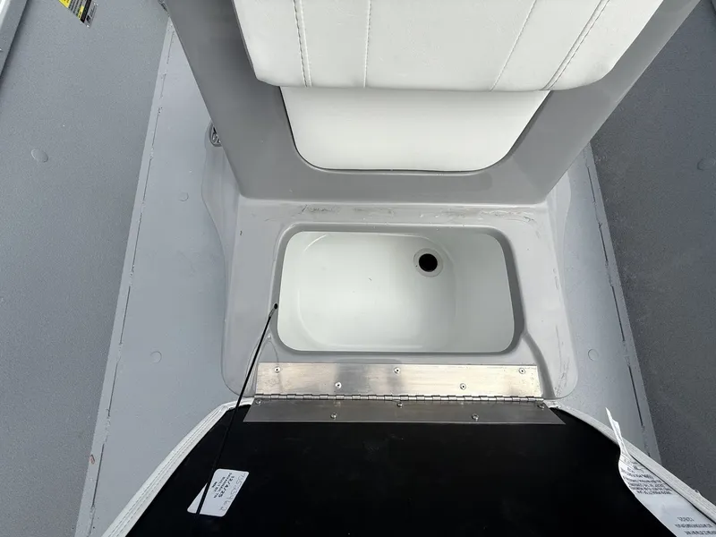 Slide: The Image of Interior view of G3 Bay 20 boat, model year 2026. - 8