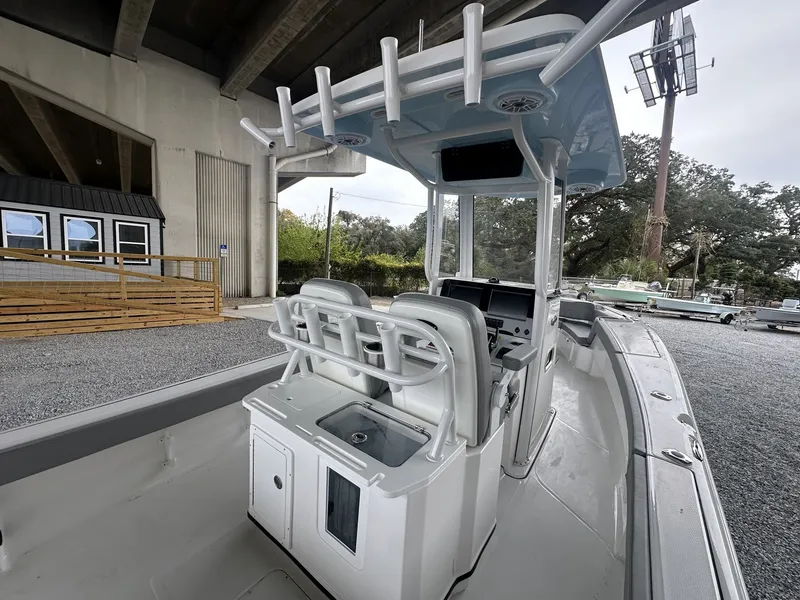 Slide: The Image of Blazer Bay Makaira 2800 2026 - 14