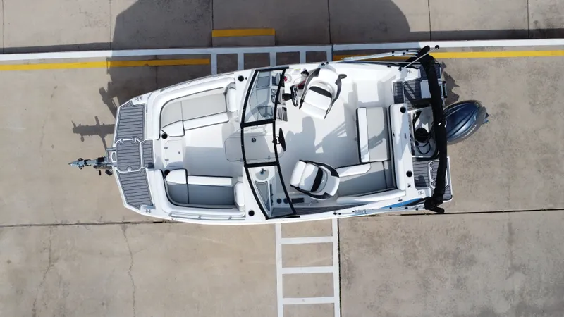 Slide: The Image of Starcraft SVX 190 OB 2024 - 27