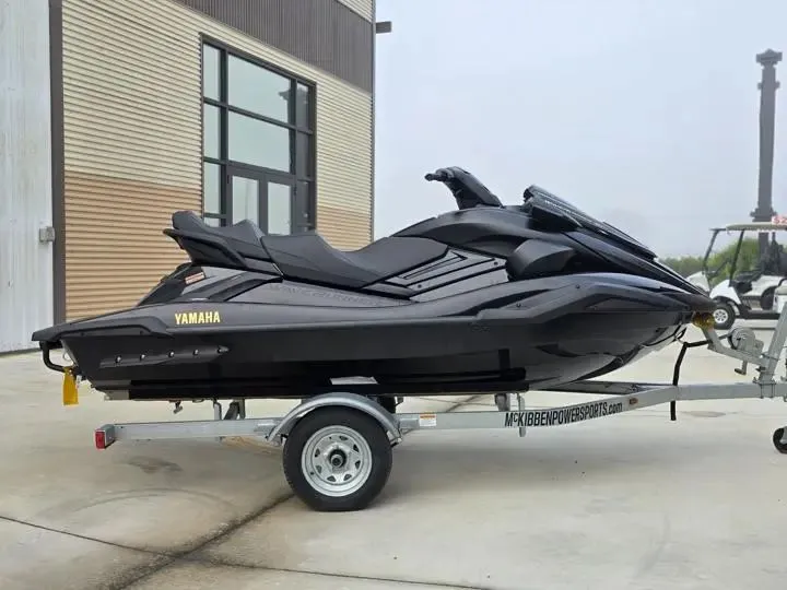 Slide: The Image of 2026 Yamaha WaveRunner FX Limited SVHO on trailer. - 8