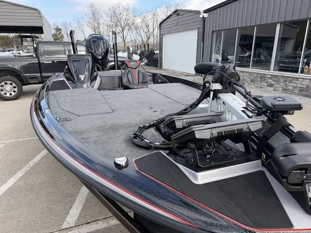 Slide: The Image of Skeeter ZXE20 2026 - 11