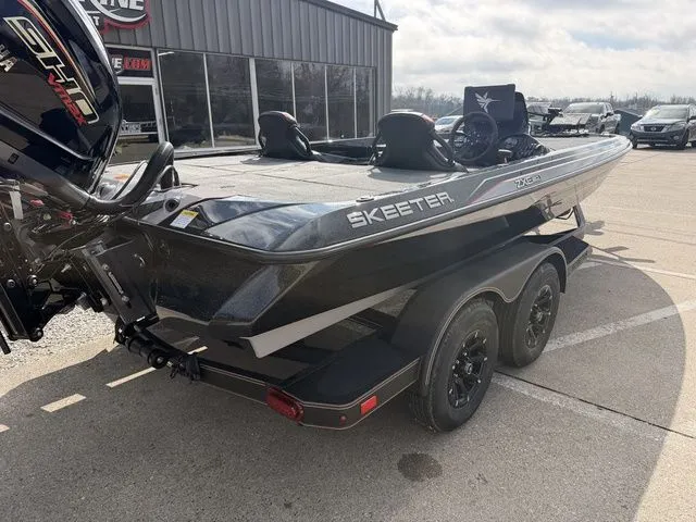 Slide: The Image of Skeeter ZXE20 2026 - 3