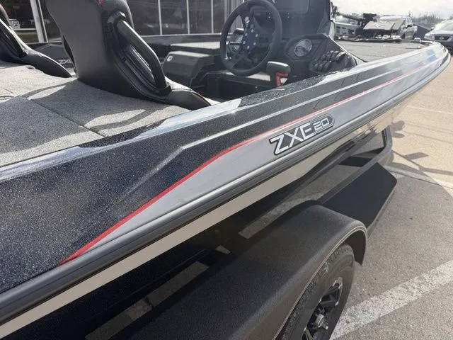 Slide: The Image of Skeeter ZXE20 2026 - 4