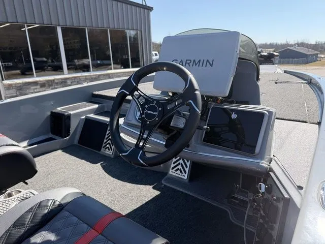 Slide: The Image of Caymas 201 Pro 2027 - 5