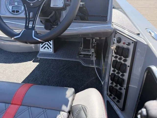 Slide: The Image of Caymas 201 Pro 2027 - 6