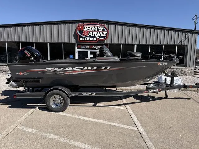 The Image of Tracker Pro Guide V-175 SC 2021 - undefined