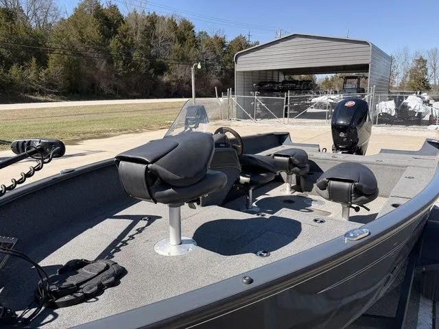 Slide: The Image of Tracker Pro Guide V-175 SC 2021 - 10