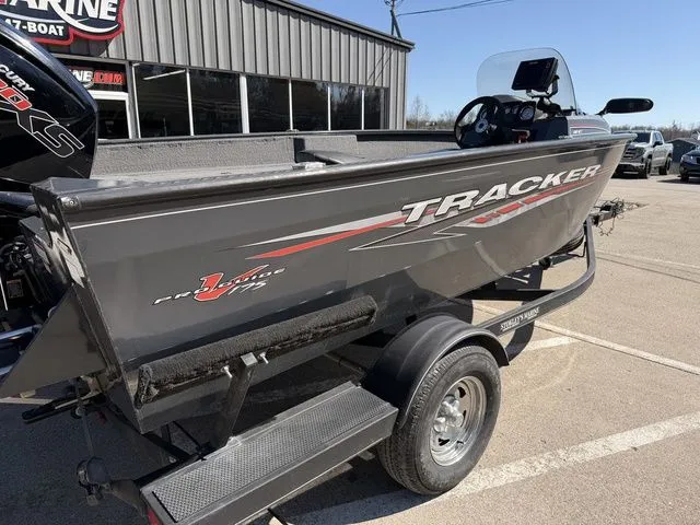 Slide: The Image of Tracker Pro Guide V-175 SC 2021 - 3