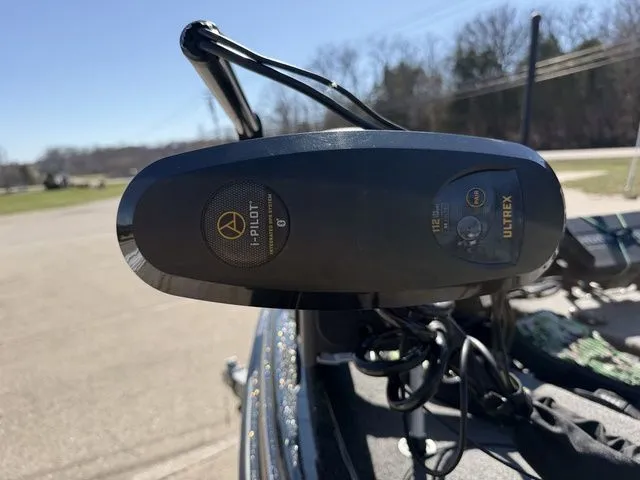 Slide: The Image of Phoenix Bass Boat 20phx 2019 - 13