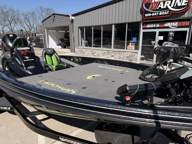 Slide: The Image of Phoenix Bass Boat 20phx 2019 - 9