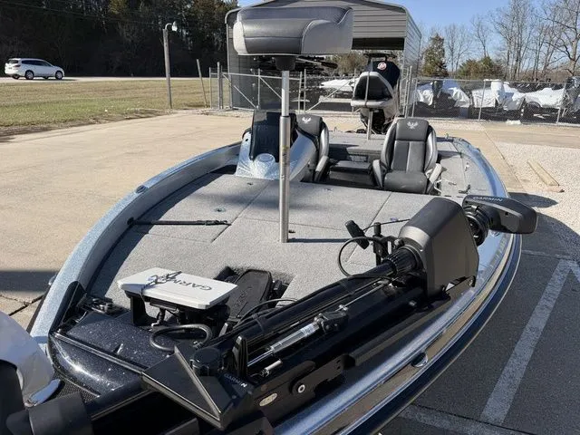 Slide: The Image of Phoenix Bass Boat 19PHX 2024 - 13