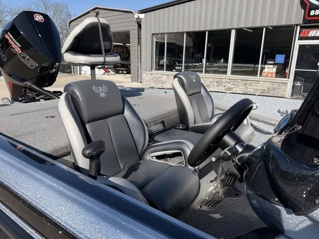 Slide: The Image of Phoenix Bass Boat 19PHX 2024 - 6