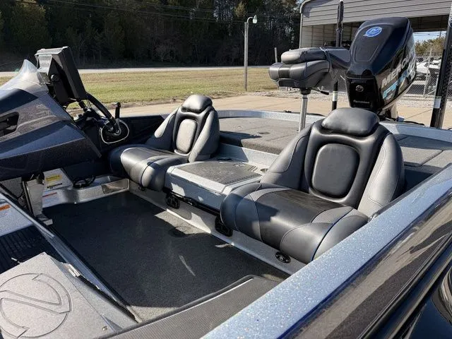 Slide: The Image of Ranger Z519 2016 - 15