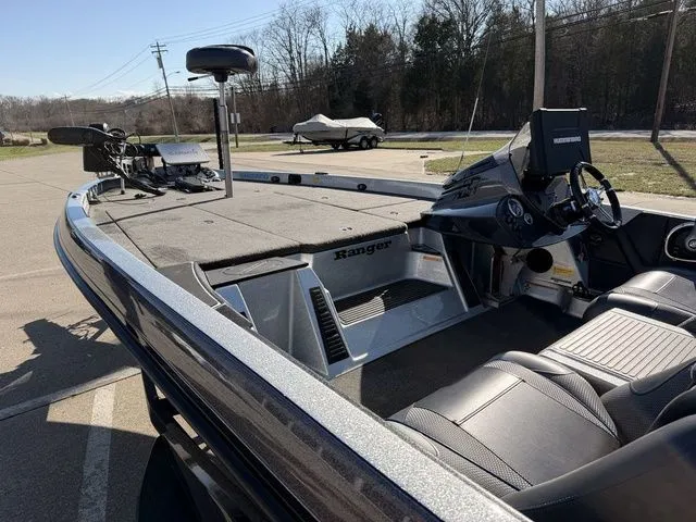 Slide: The Image of Ranger Z519 2016 - 17