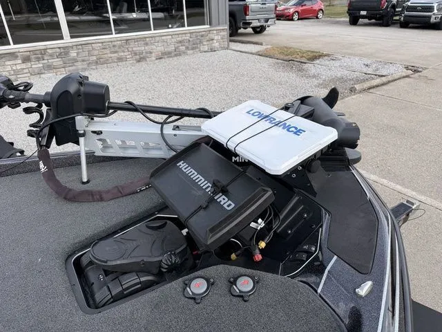 Slide: The Image of Skeeter FXR21 2021 - 9