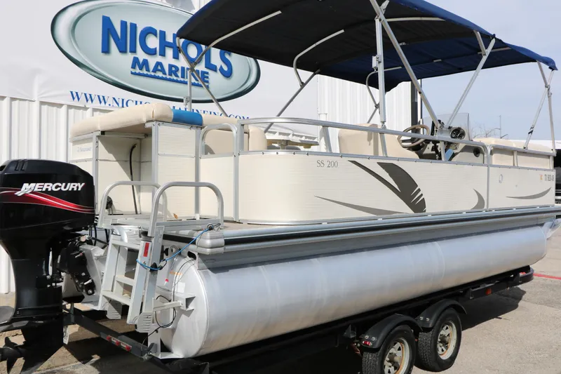 Slide: The Image of 2008 Sun Cruiser SS200 pontoon boat with Mercury outboard motor at Nichols Marine. - 35