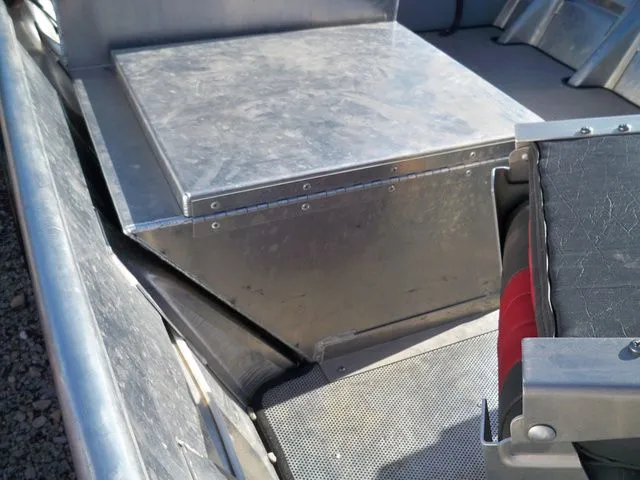 Slide: The Image of Alweld 1652J Jet Boat 2025 - 12