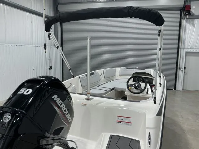 Slide: The Image of Bayliner Element M15 2023 - 15