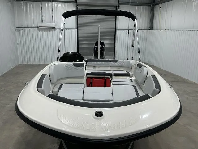 Slide: The Image of Bayliner Element M15 2023 - 3