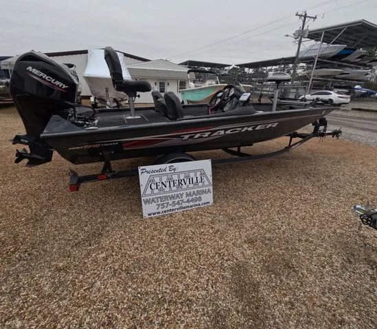 Slide: The Image of Tracker Pro Team 175 TF 2022 - 3