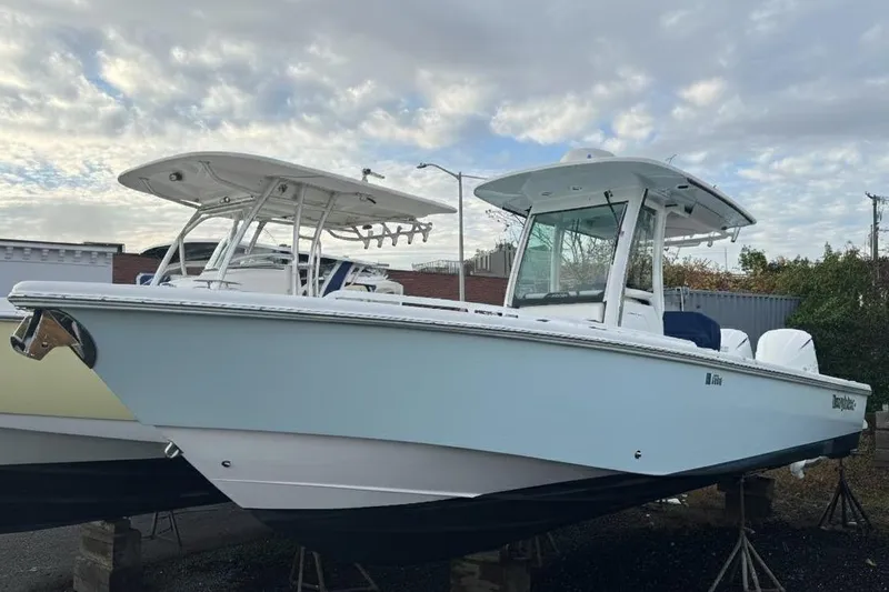 The Image of Everglades 273 Center Console 2019 - undefined