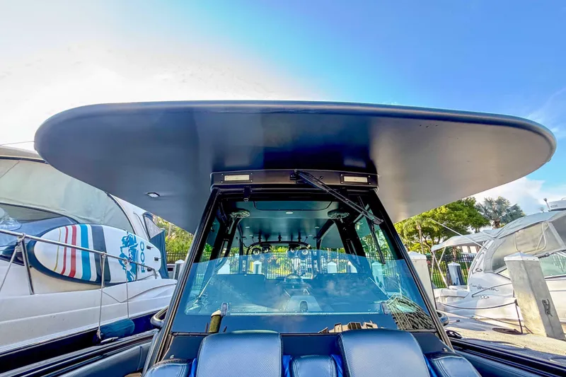 Slide: The Image of 2016 Hydra-Sports 4200 Siesta boat with sleek design and spacious cockpit. - 45