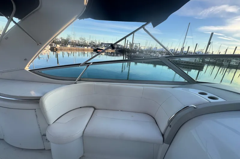 Slide: The Image of 2003 Formula 400 Super Sport yacht interior with marina view. - 5