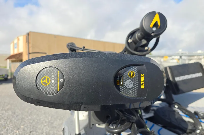 Slide: The Image of 2022 Xpress H18C Crappie boat featuring i-Pilot Ultrex trolling motor system. - 16