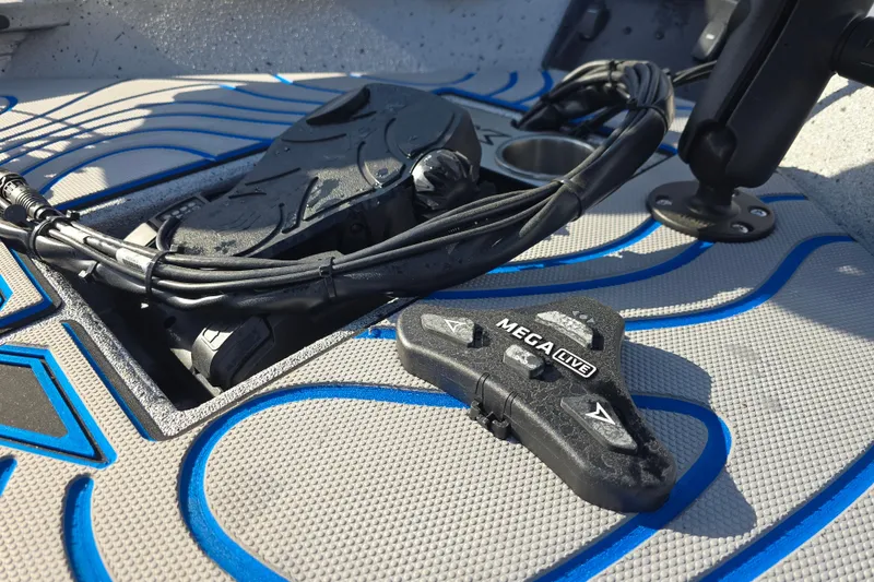 Slide: The Image of 2022 Xpress H18C Crappie boat deck with MEGA Live sonar equipment. - 17