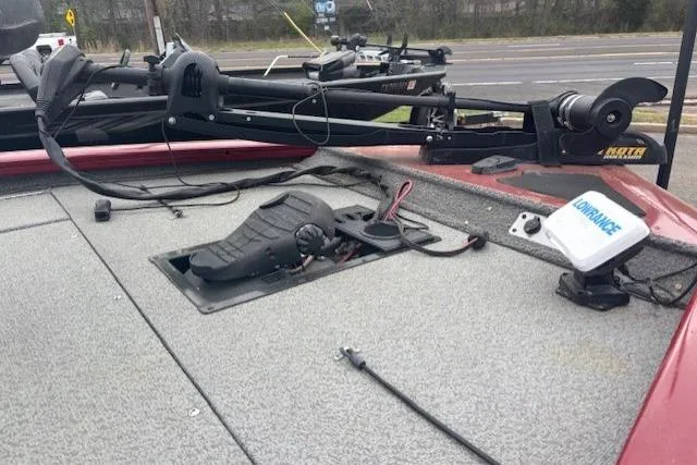 Slide: The Image of 2019 Tracker Pro Team 195 TXW Tournament Edition boat deck with trolling motor and Lowrance device. - 6