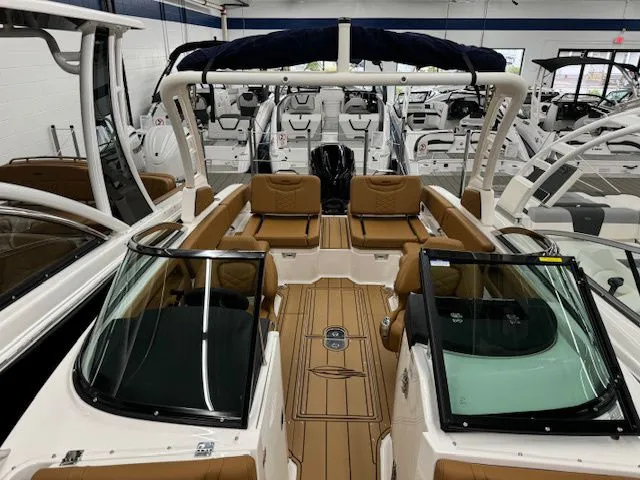 Slide: The Image of Chaparral 250 OSX - BOAT SHOW PRICING!!! 2026 - 6